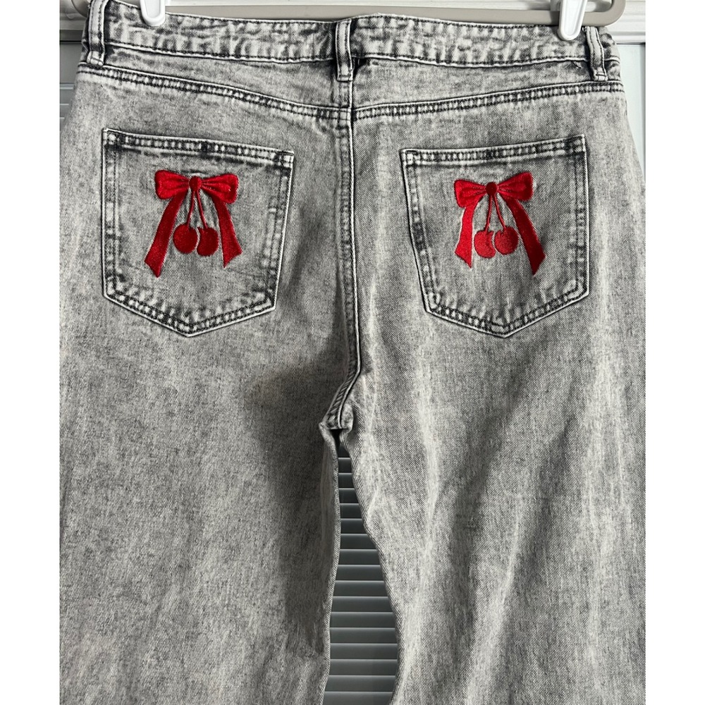 Ashley Mason Cherry Red Bow Embroidered Pocket Detail Women's Denim Size 9/29